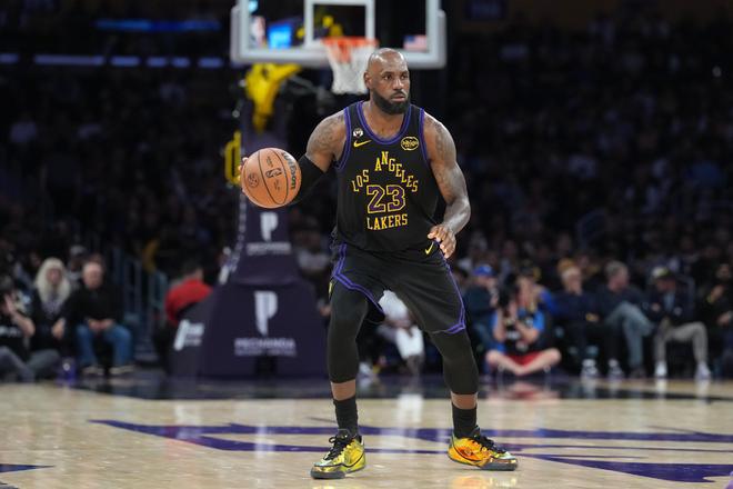 湖人41岁詹姆斯创历史第一 东契奇42+12破纪录助球